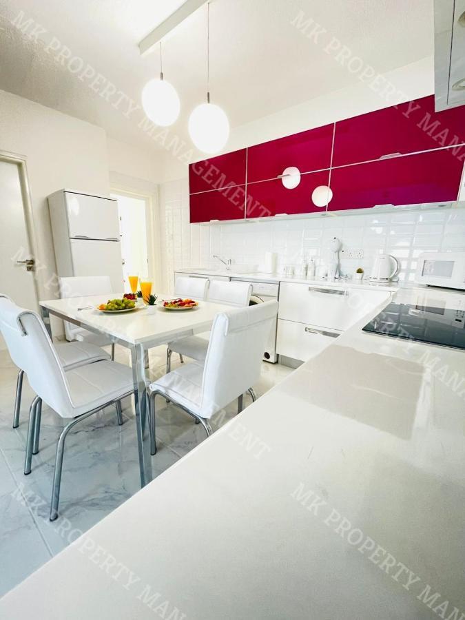 לרנקה Milos City Center Apt. 32 מראה חיצוני תמונה