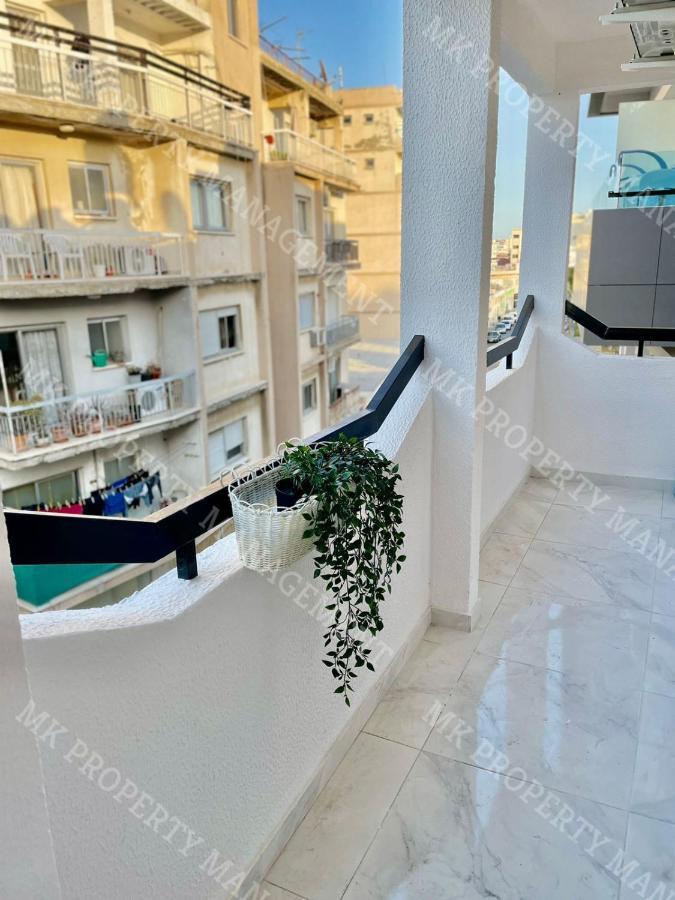 לרנקה Milos City Center Apt. 32 מראה חיצוני תמונה